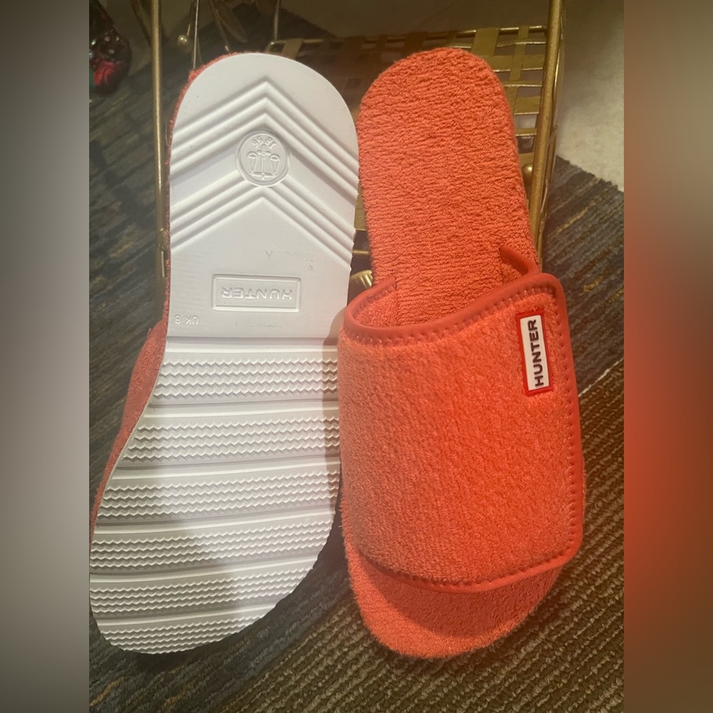 🎈🎈SOLD🎈🎈SOLD🎈🎈SOLD HUNTER TERRY SLIPPERS. NWOT